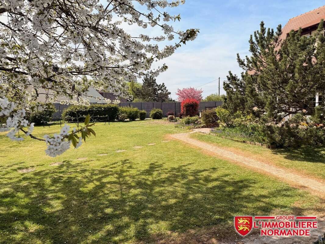 Maison à HOULBEC-COCHEREL