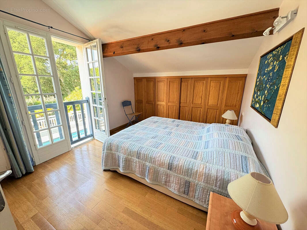 Maison Arcachon 7 pièce(s) 190 m2 - photo 5