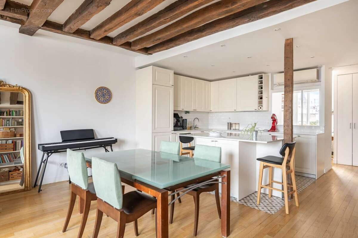 Appartement à PARIS-6E
