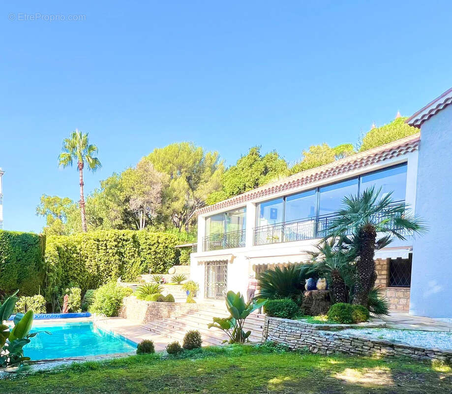 Cannes basse californie villa t6 individuelle 405m2vue mer calme,  piscine terrain 1800m2 garage - photo 3