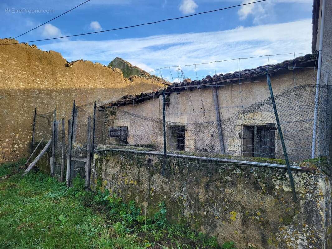 Maison à SAINT-SAVIN