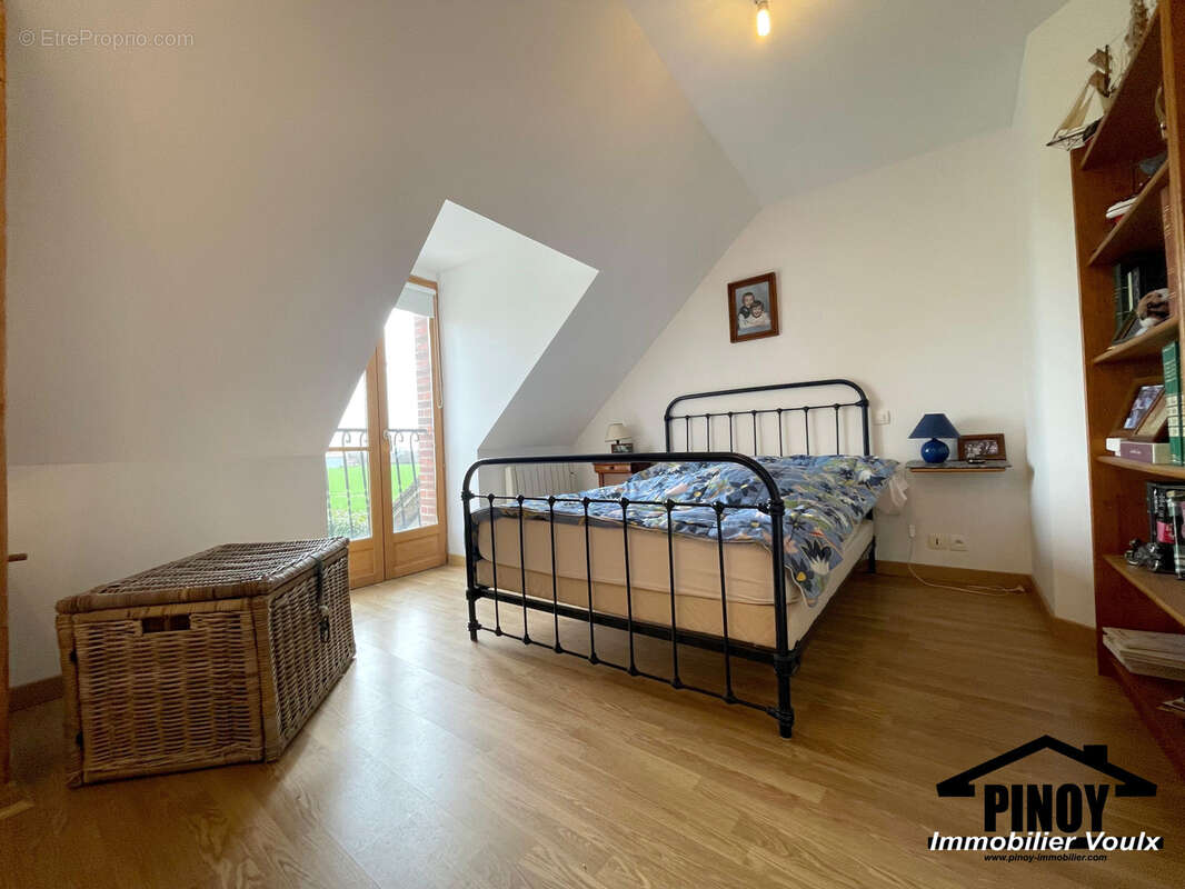 Maison à VILLETHIERRY