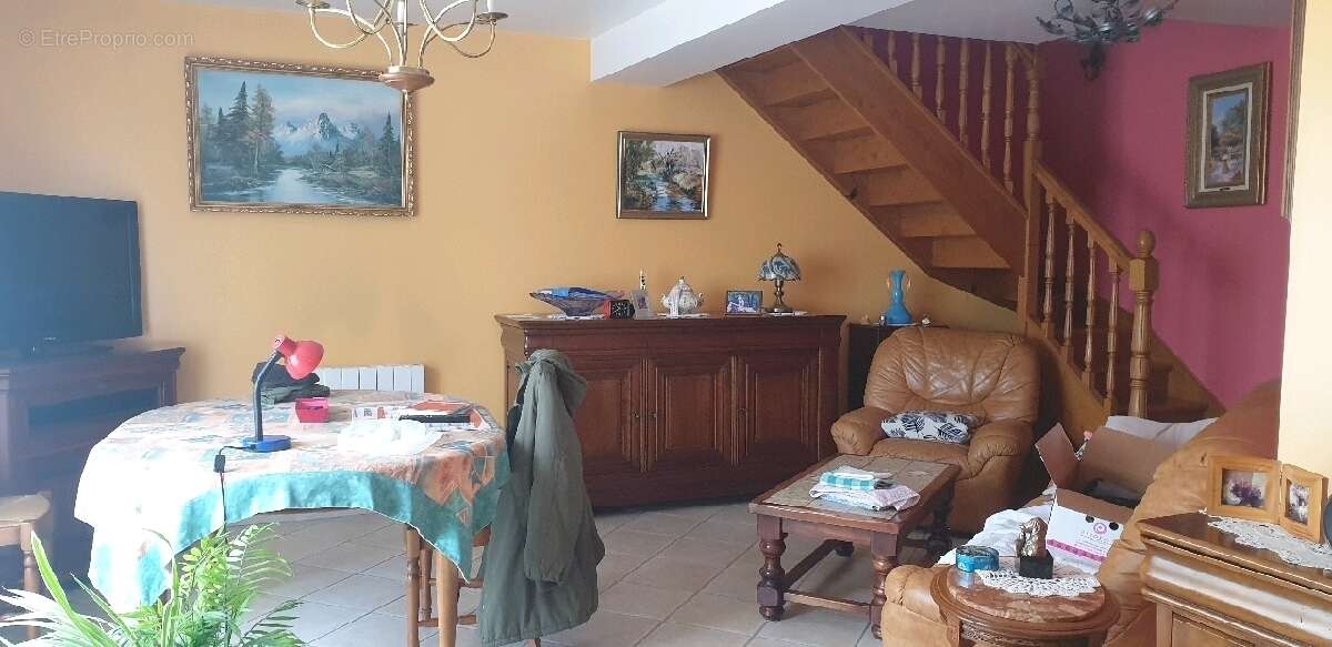 Maison à FREPILLON