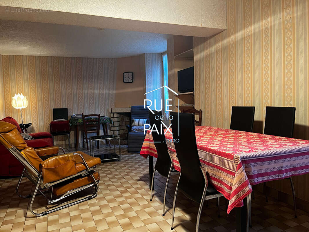 Maison à MONCONTOUR