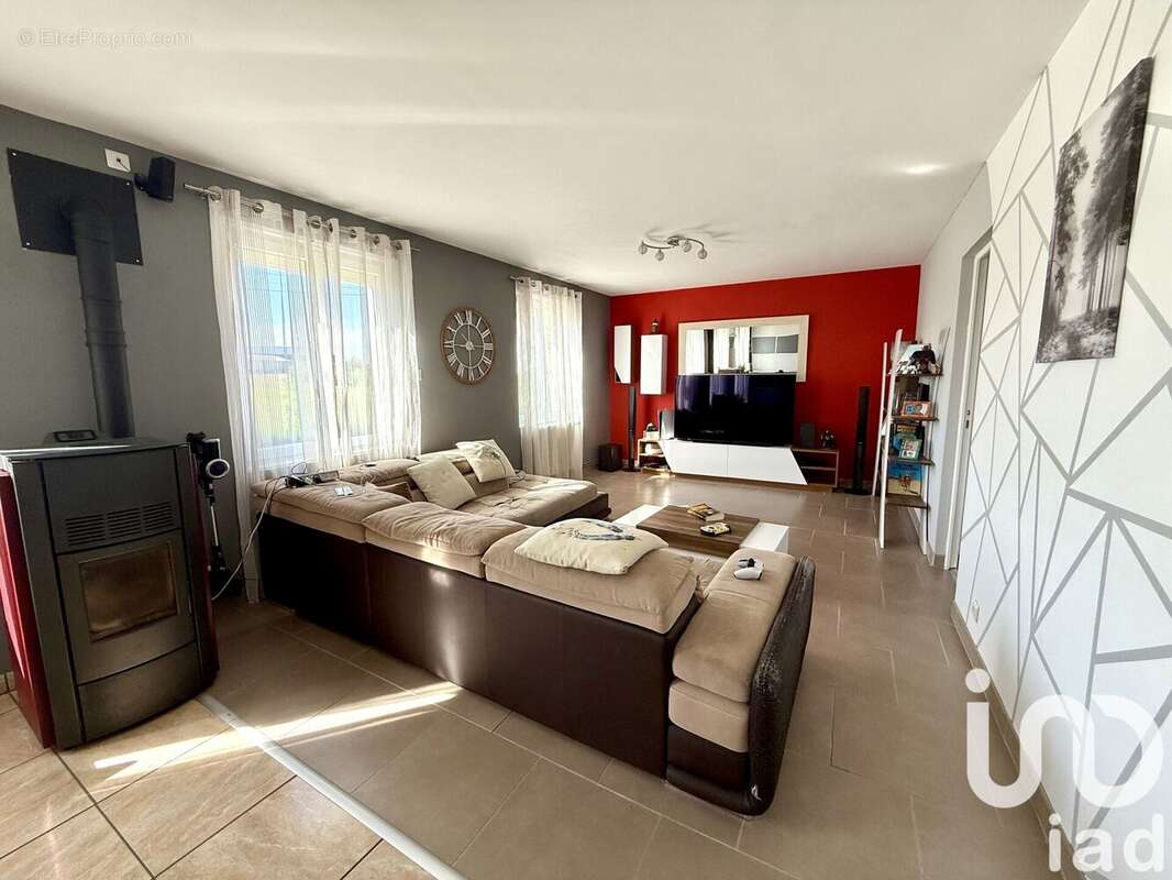 Photo 6 - Maison à VOISCREVILLE