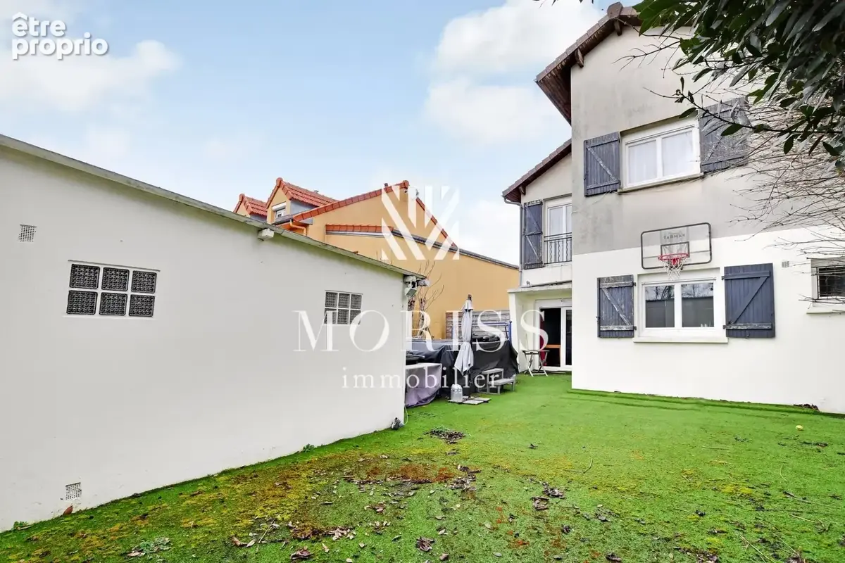 Romainville Maison en R+1 + Combles aménagés avec jardin et terrasse - photo 5