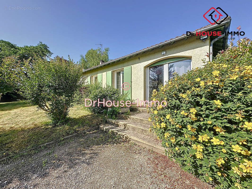 Maison à ECHOURGNAC