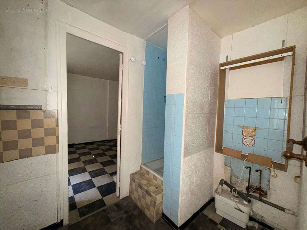 Appartement à PARIS-14E