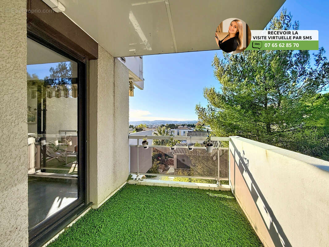 Appartement à SAINT-LAURENT-DU-VAR