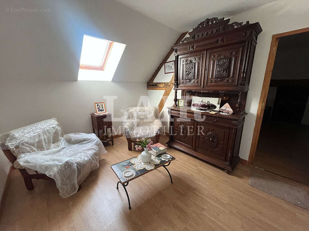 Maison à LE MELE-SUR-SARTHE