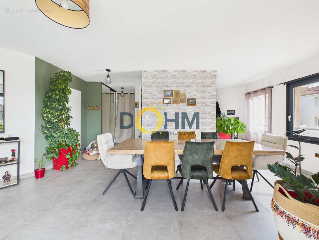 Appartement à LA TALAUDIERE