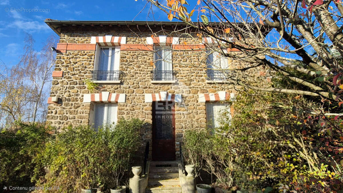 Maison à GRISY-SUISNES