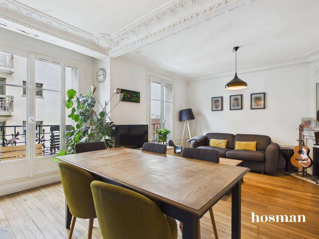 Appartement à PARIS-15E