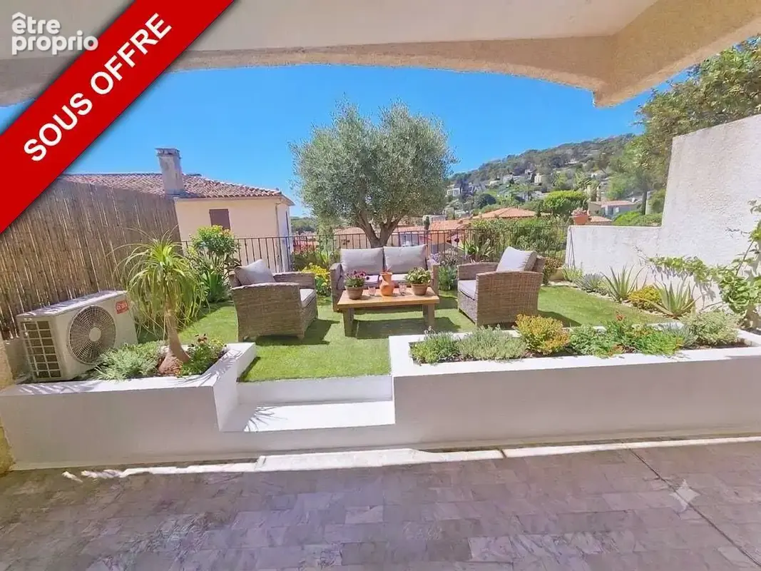 Appartement à MOUGINS