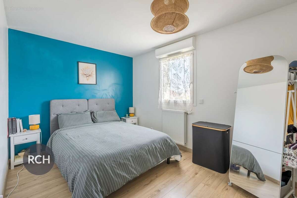 Exclusivité - Maison de village avec commerces à pied - photo 12