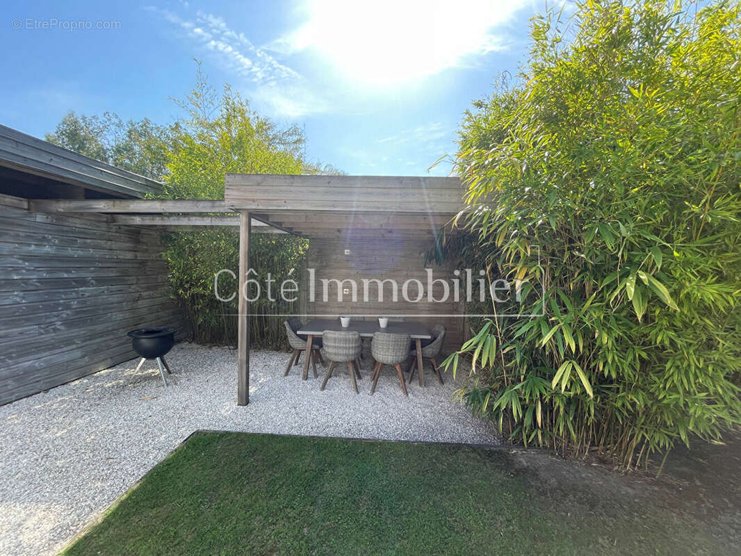 Maison à SAINT-SEBASTIEN-SUR-LOIRE