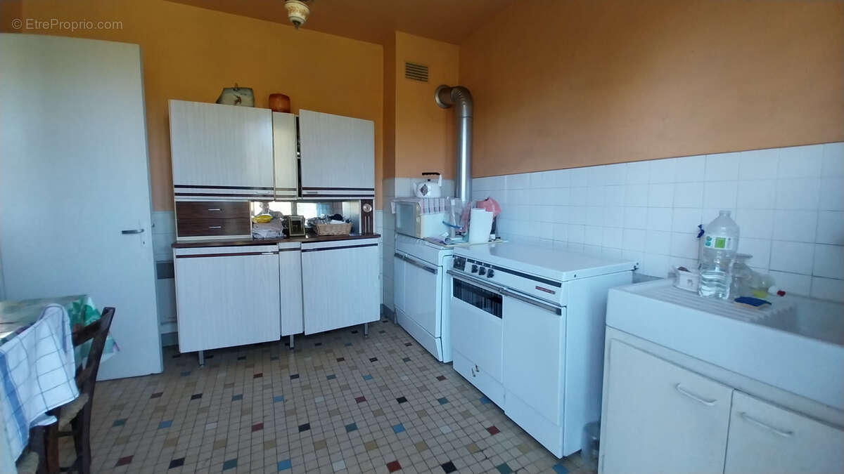 Maison à VIEUX-MAREUIL