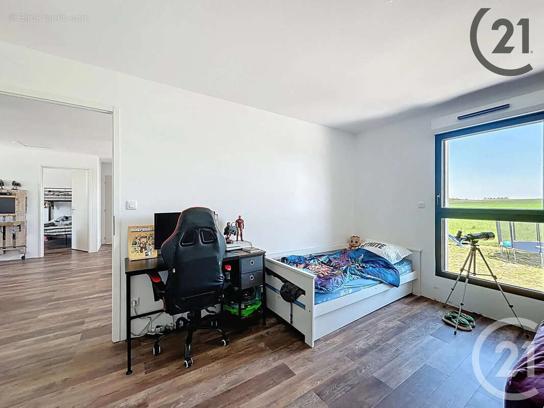 Maison à PRUNAY-BELLEVILLE