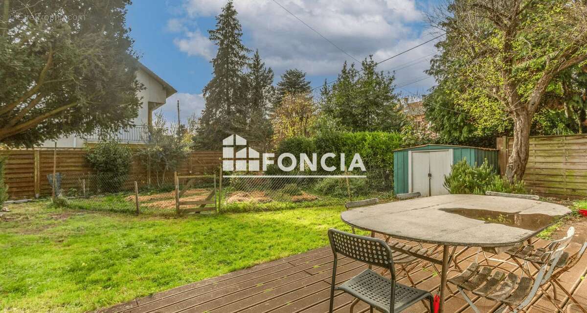 Maison à L&#039;HAY-LES-ROSES