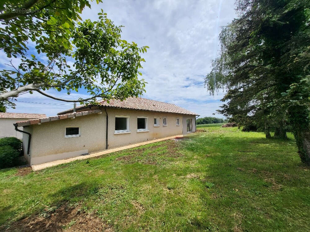 Maison à CHATILLON-SUR-CHALARONNE