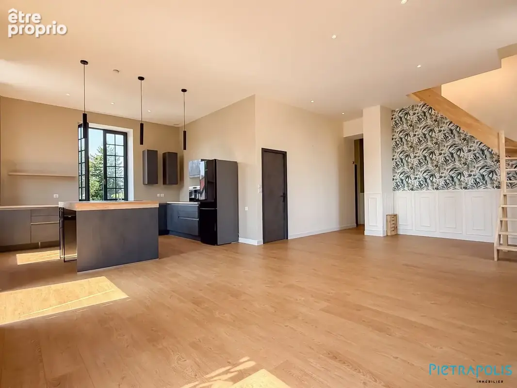 Appartement 136 m² à Sathonay-Camp  - photo 6