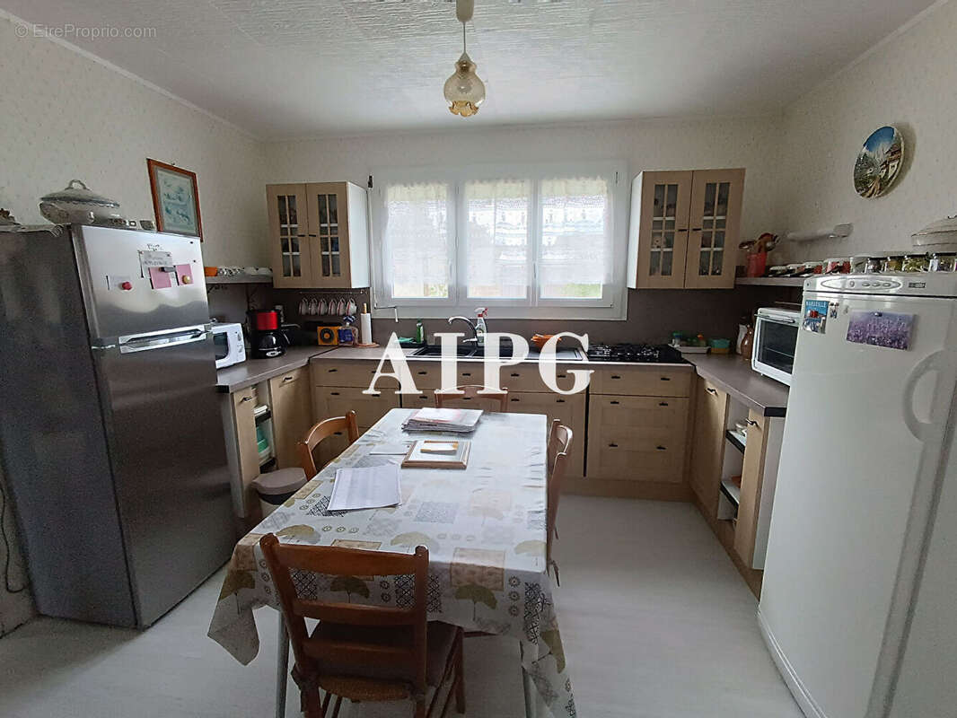 Maison à PLOUGUERNEVEL