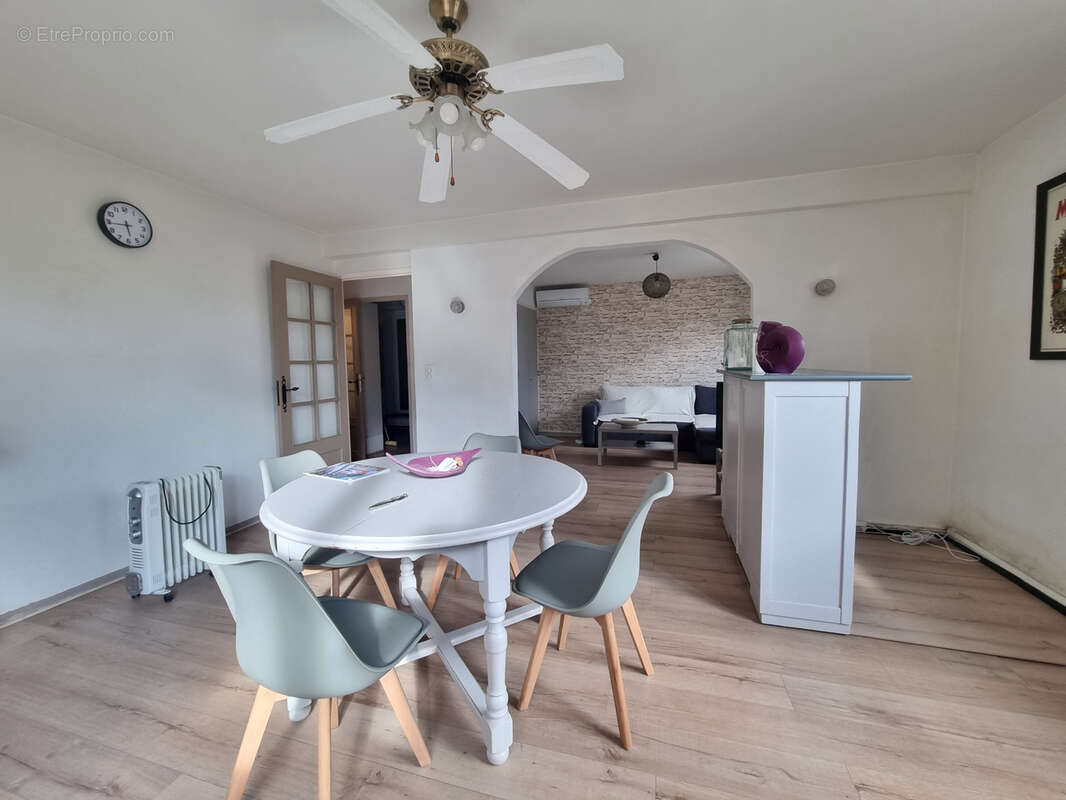 Maison à SILLANS-LA-CASCADE