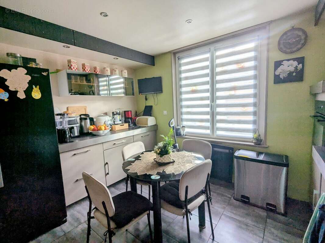 n°2 - Maison à LONG