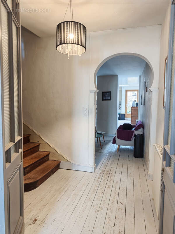 Maison à CHATEAUNEUF-SUR-CHARENTE