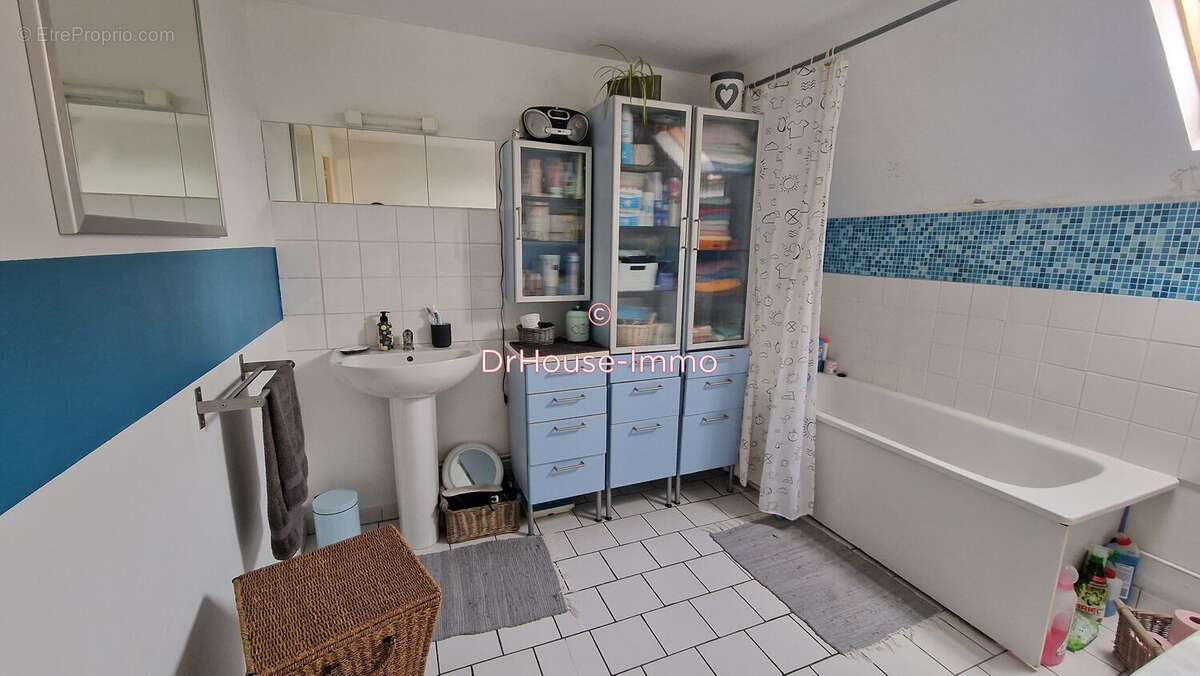 Appartement à CAMBLAIN-CHATELAIN