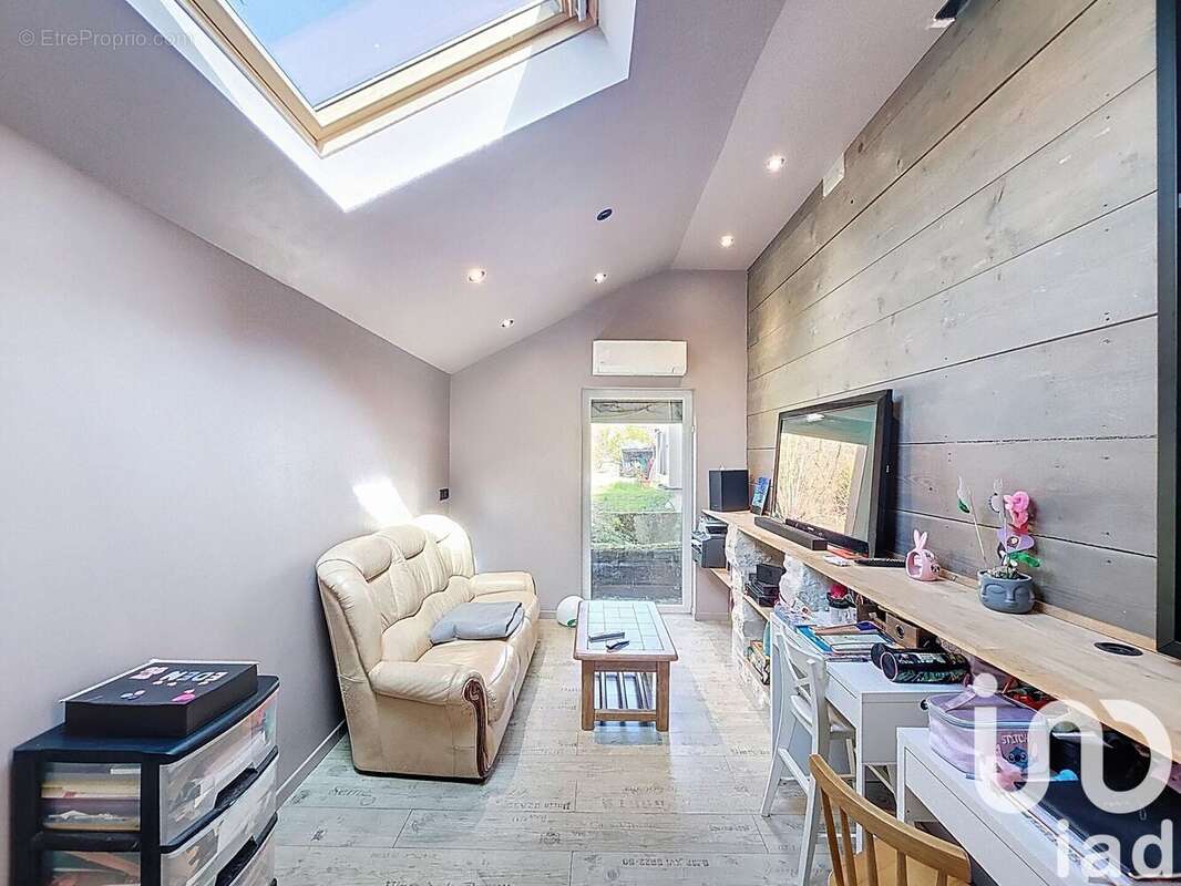 Photo 9 - Maison à ANET