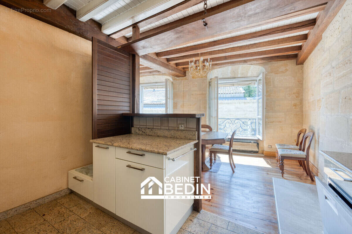 Appartement à BORDEAUX