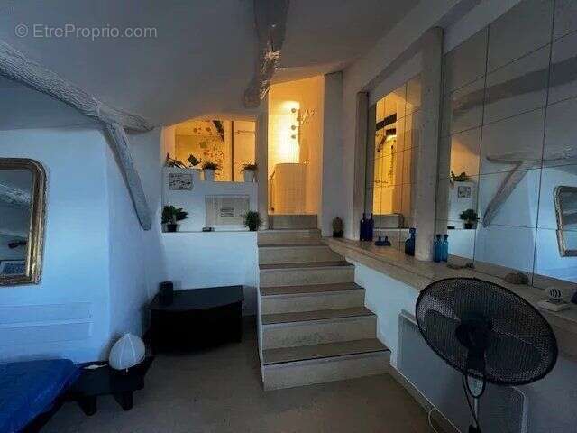 Appartement à MONTPEYROUX