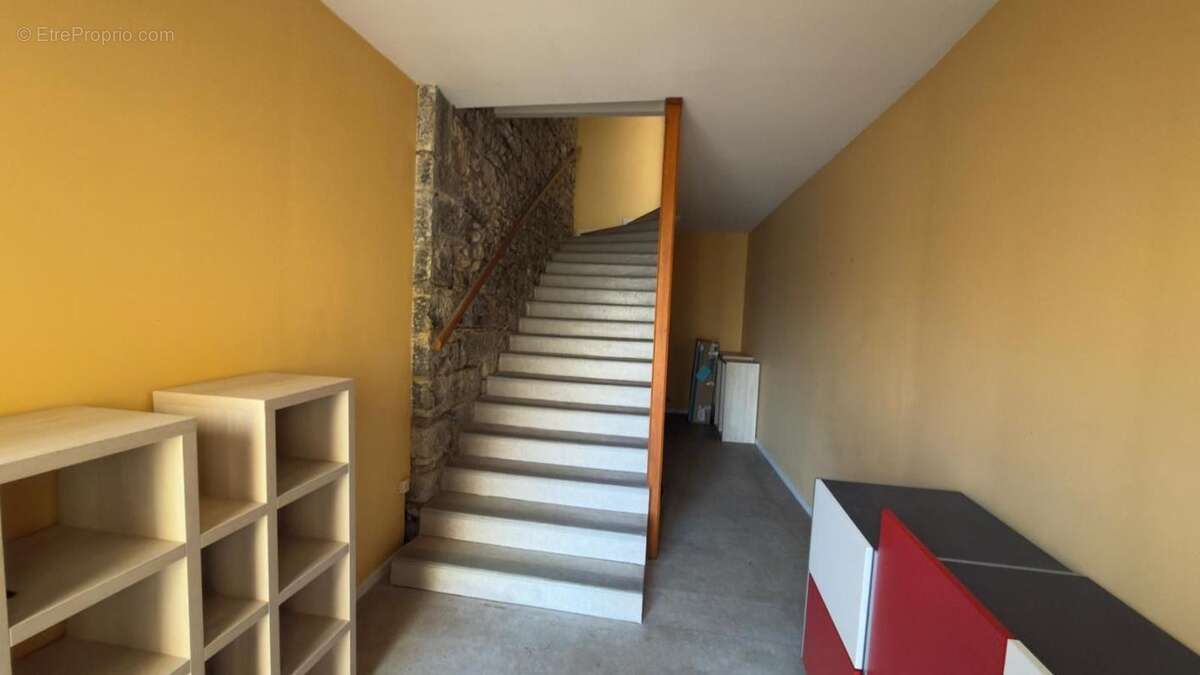 Appartement à MORESTEL
