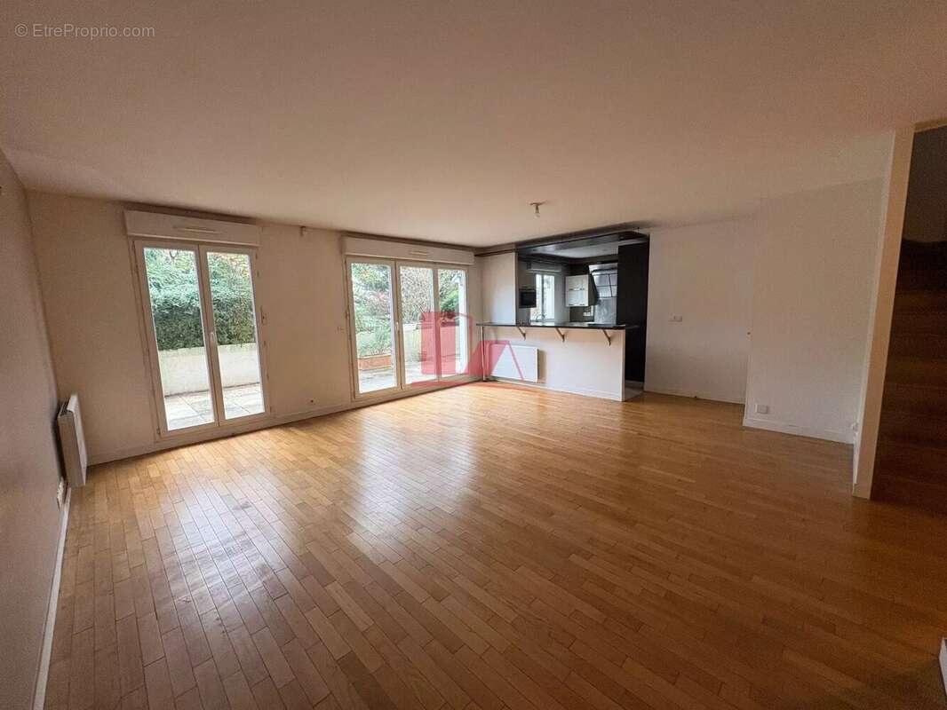 Appartement à ISSY-LES-MOULINEAUX