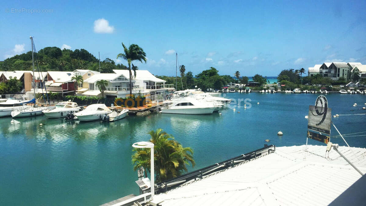 Appartement à POINTE-A-PITRE