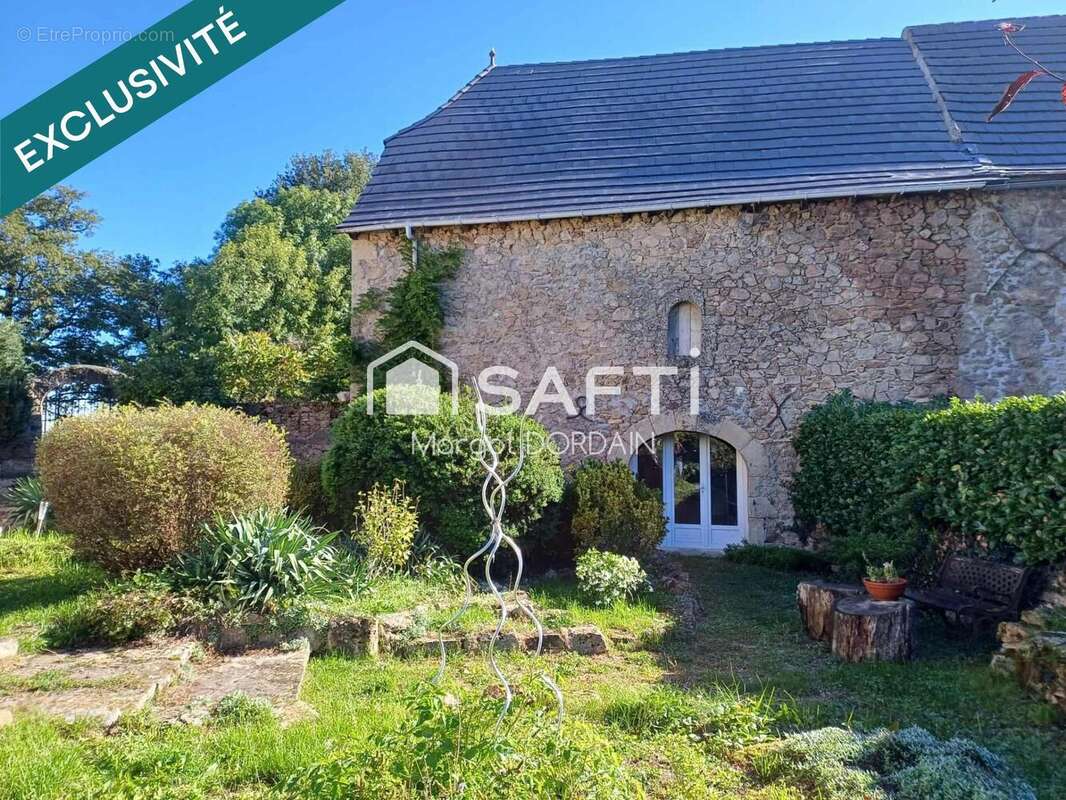 Photo 5 - Maison à LANUEJOULS