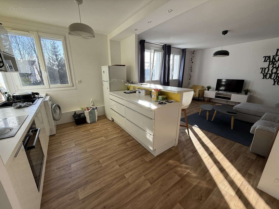 Appartement à SAINT-SEBASTIEN-SUR-LOIRE