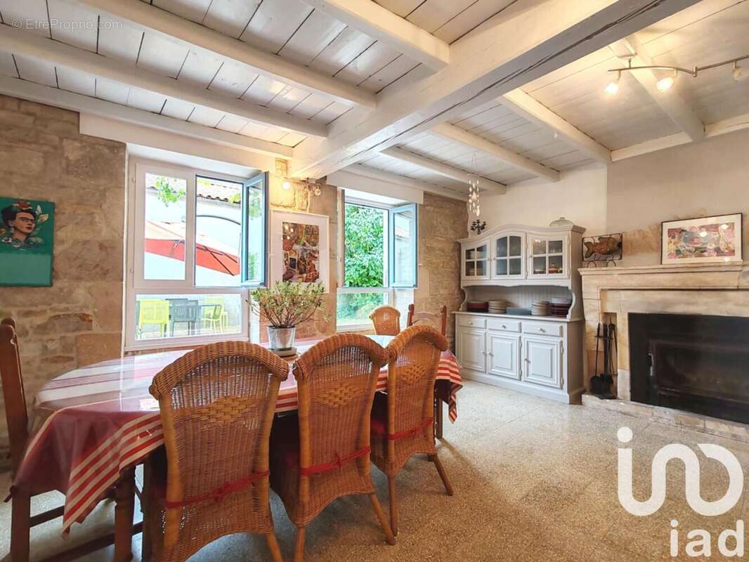 Photo 5 - Maison à VOUHE