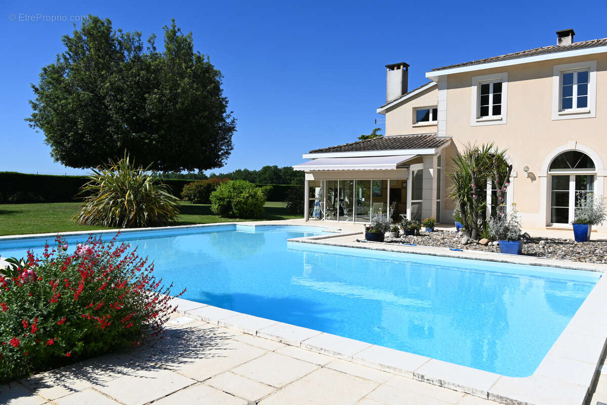 Maison à VILLENEUVE-SUR-LOT