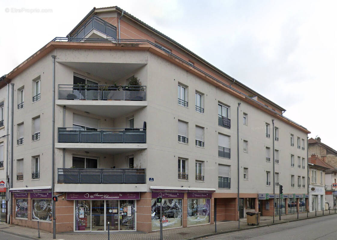 Appartement à BOURGOIN-JALLIEU