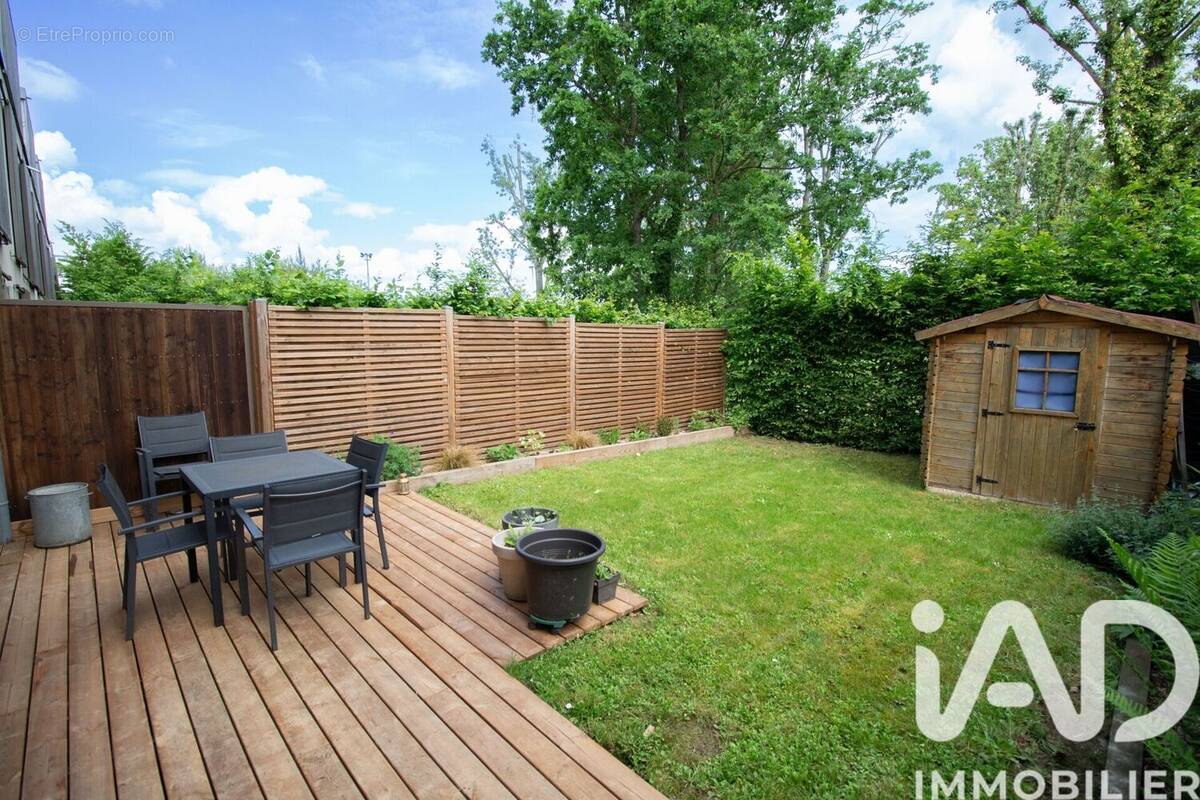 Photo 1 - Appartement à SAINTE-GENEVIEVE-DES-BOIS