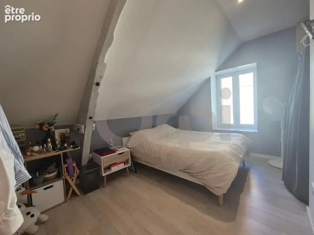 Montignac-Lascaux : maison rénovée avec grand sous-sol et terrasse - photo 10