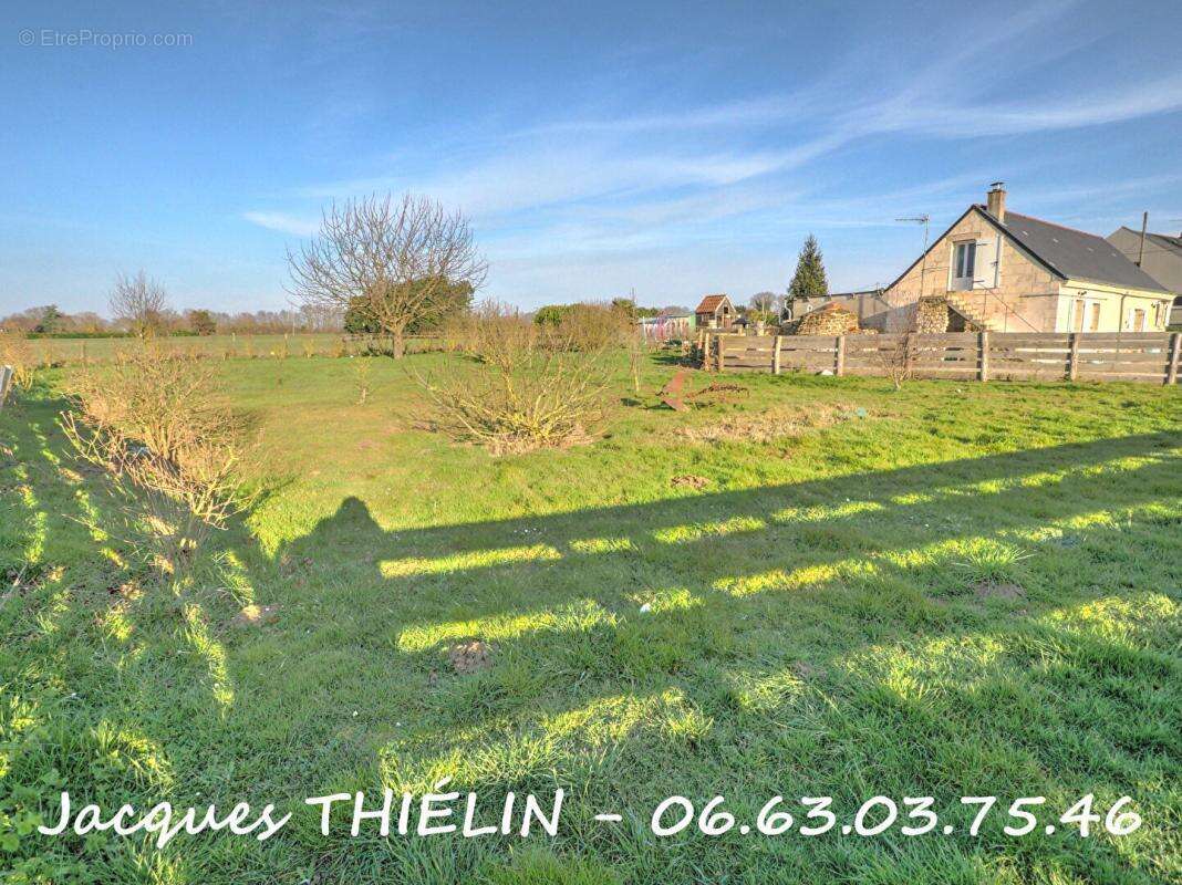 Maison à LONGUE-JUMELLES