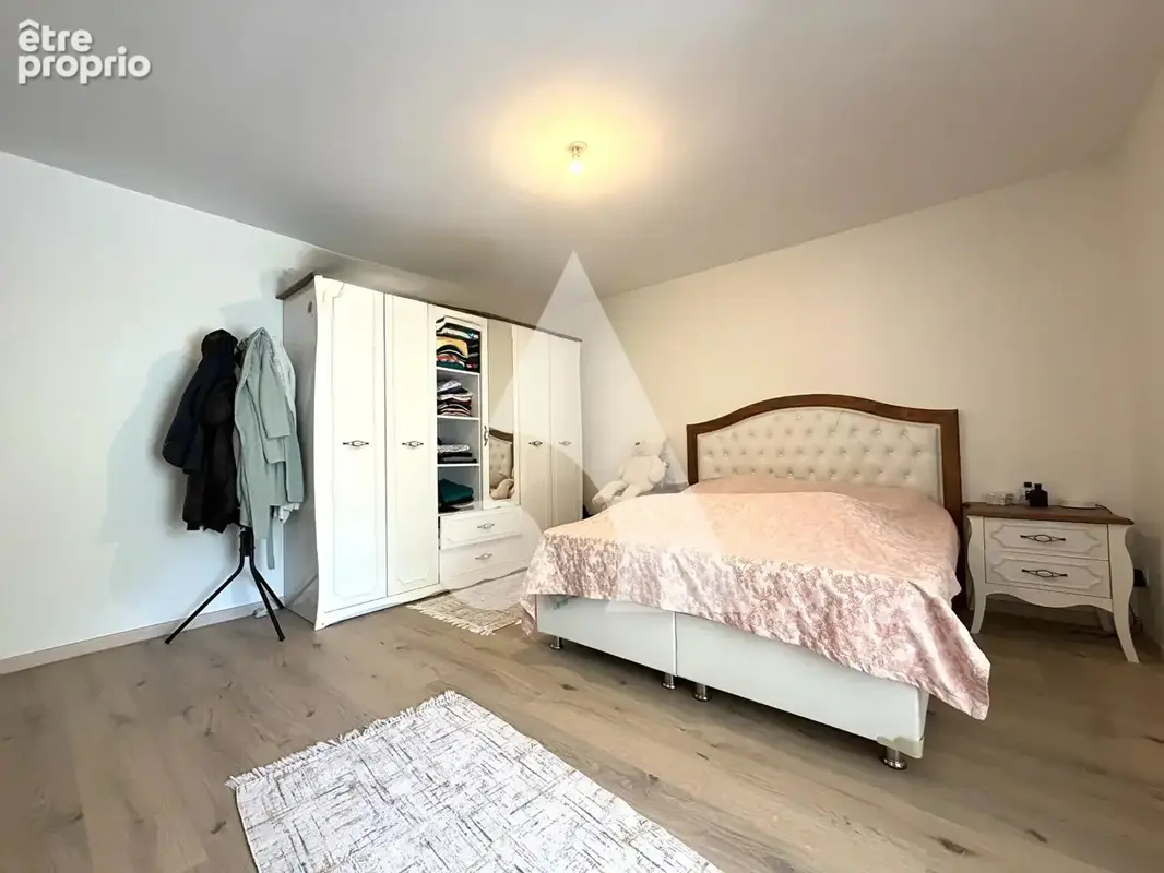 Bel immeuble de rapport de 150 m² composé de 3 appartements - photo 7