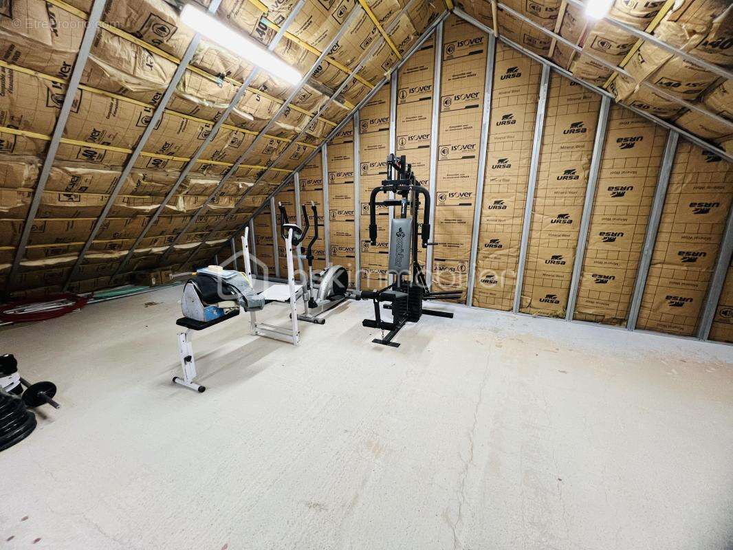 Maison à SAINT-GERMAIN-LES-ARPAJON