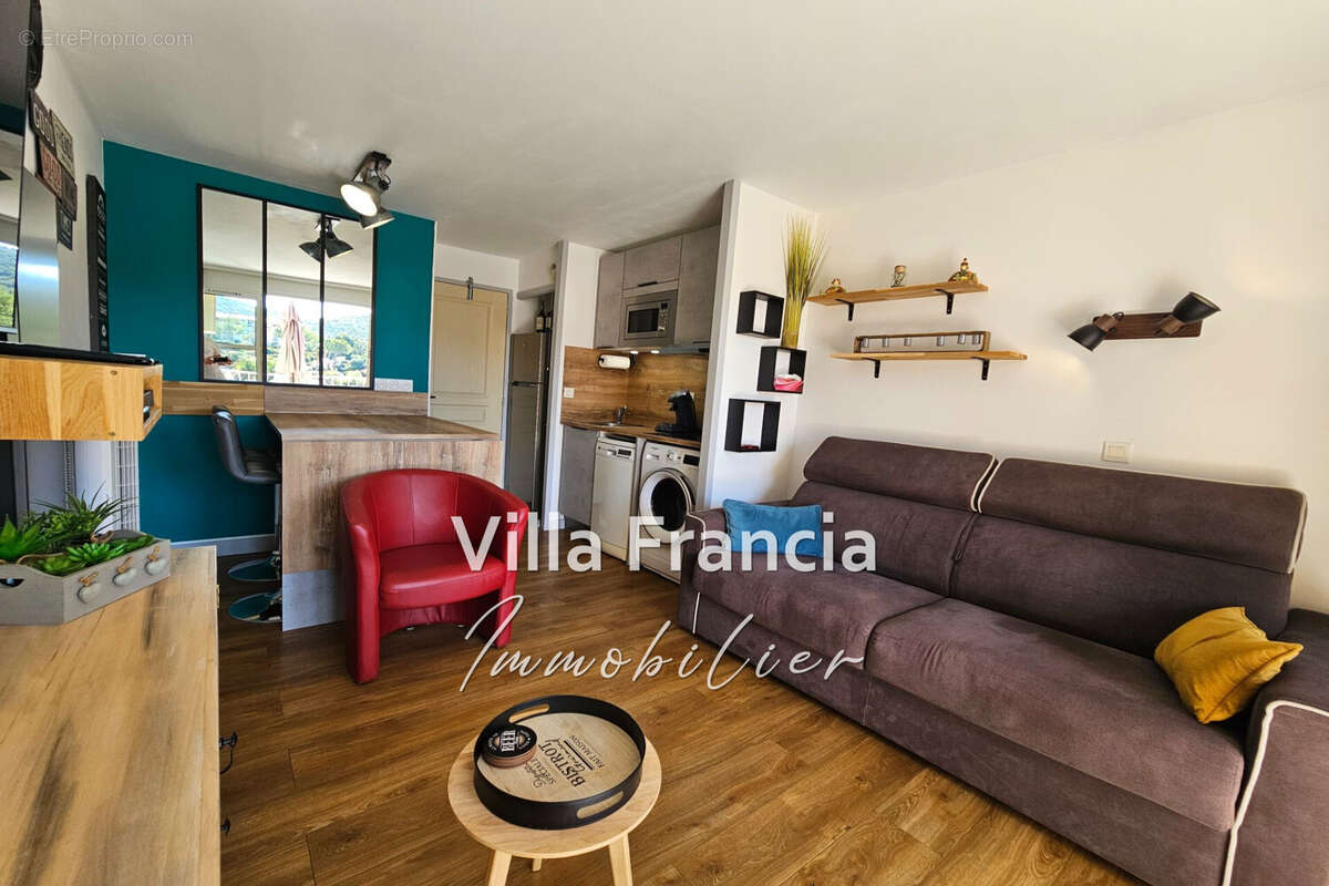 Appartement à SAINT-RAPHAEL