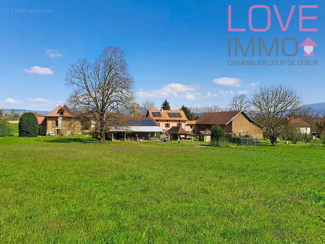 Maison à LA BATIE-DIVISIN