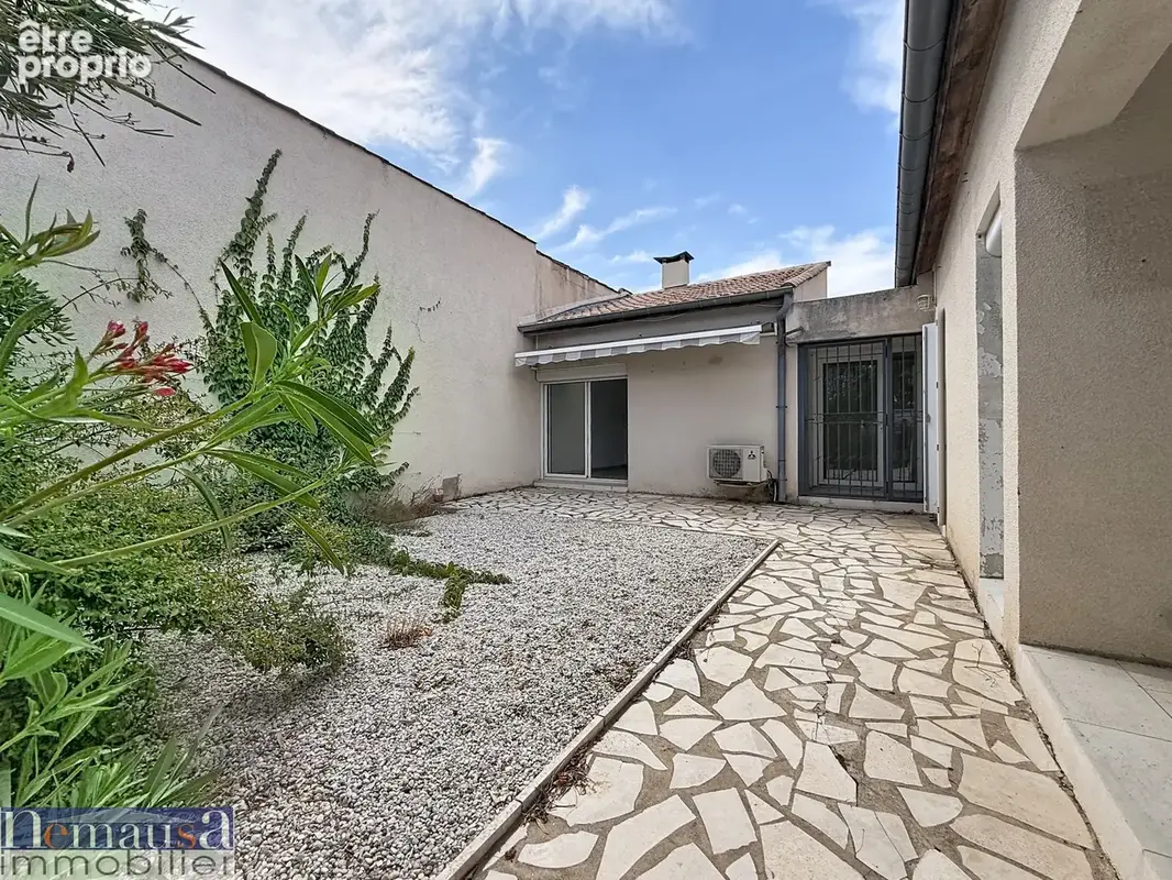 A vendre Maison de plain-pied rénovée avec jardin   Nîmes Saint-Césaire - photo 11