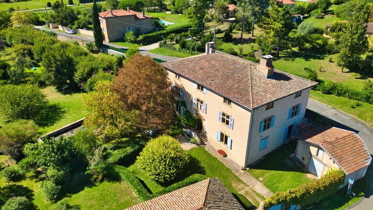 Maison à CHAZAY-D'AZERGUES